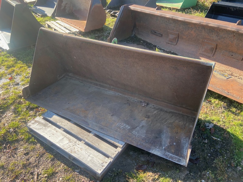 John Deere Bucket - 6FT